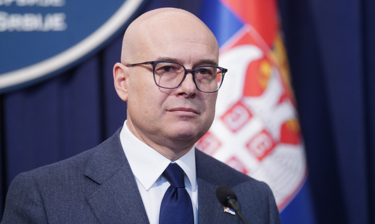 VUČEVIĆ OSUDIO NAPADE NA VESNU TURKULOV: "Ne sme da se dozvoli da u Srbiji "rade" preki sudovi i uličarska demokratija"