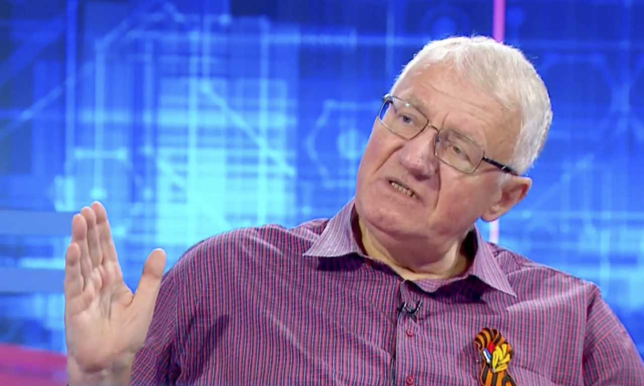 "APSOLUTNO JE NEMOGUĆE DA VUČIĆ POBEGNE IZ ZEMLJE..." Šešelj: Poznajem ga 32 godine, ostaće
