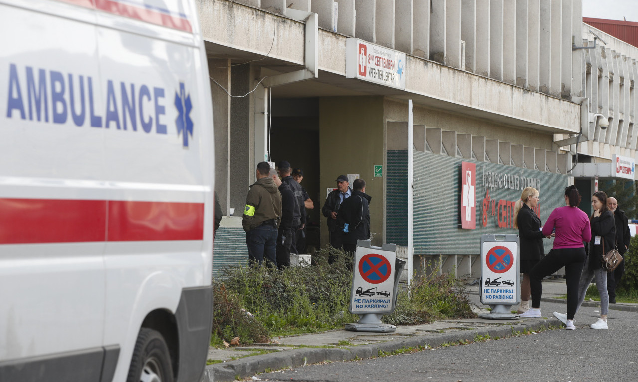 DEVOJČICA (15) PRIVEDENA ZBOG UBADANJA DEVOJKE (18) U CENTRU BEOGRADA U krvavi obračun umešano i dete od 13 godina