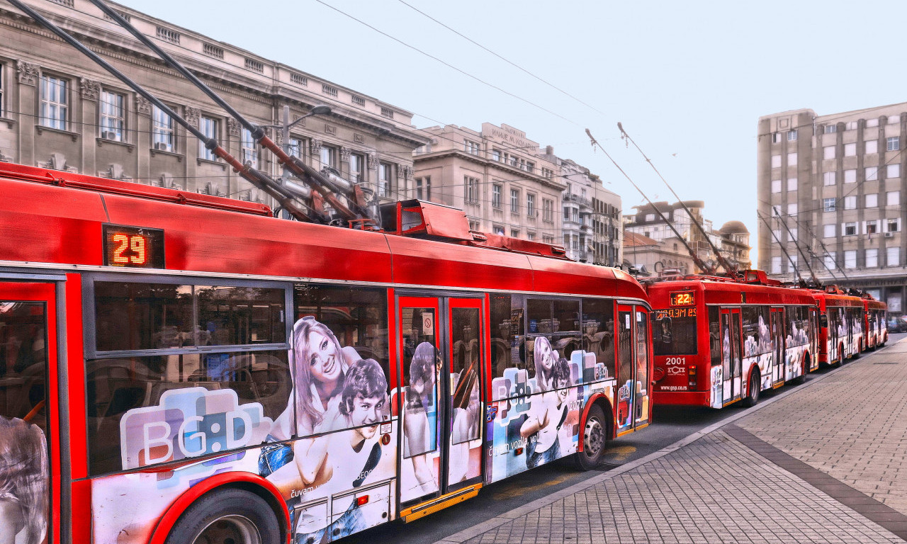 TROLE NE IDU U MAKEDONSKOJ Bandera pala i blokirala saobraćaj, haos u centru Beograda