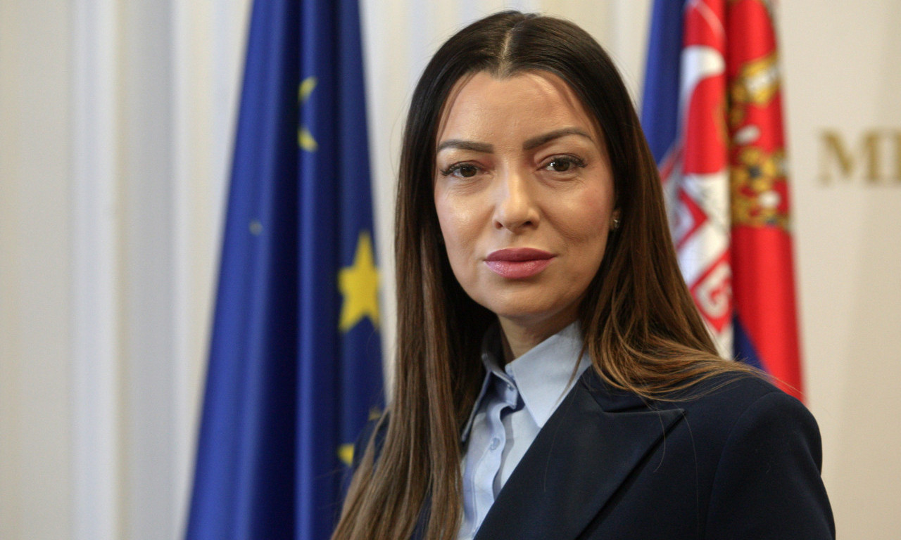 "POKAZALI SMO PRAVO LICE SRBIJE" Ministarka Mesarović podelila slike sa skupa građana protiv blokada (FOTO)