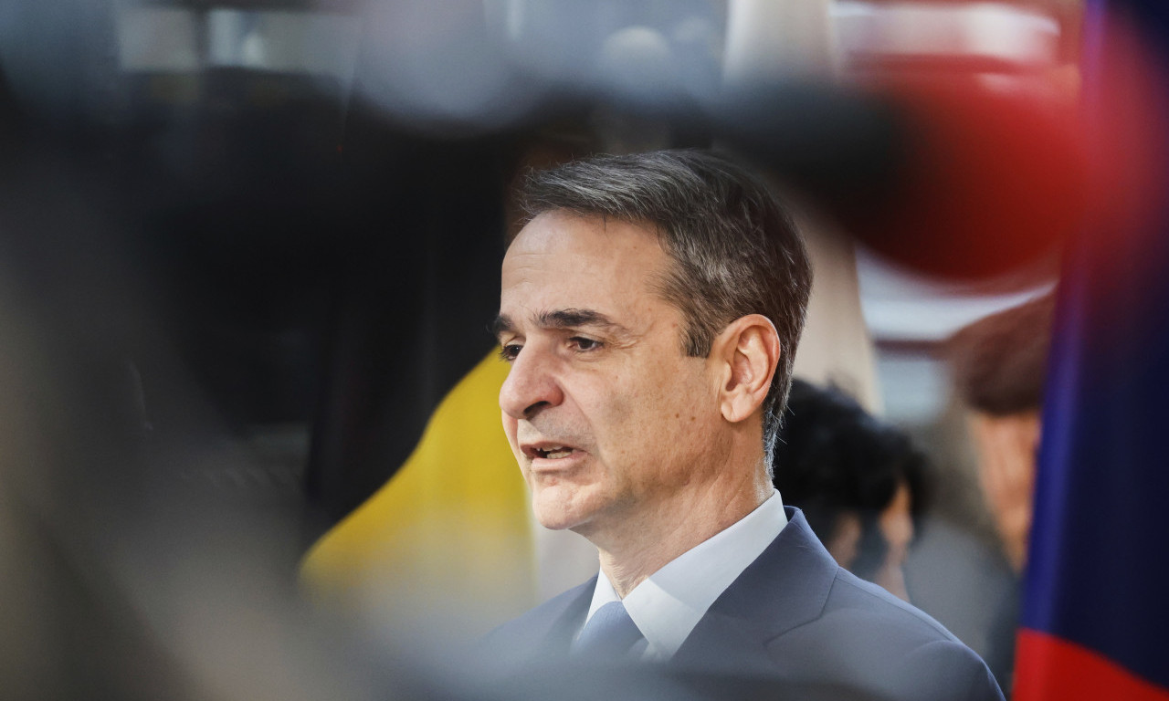 SUPRUGA KIRIJAKOSA MICOTAKISA DOŽIVELA NESREĆU! Lepša polovina grčkog premijera operisana