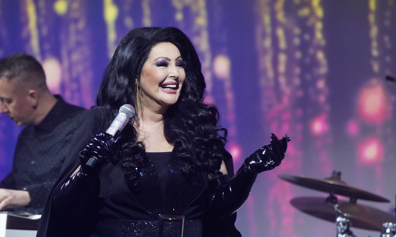 DRAGANA MIRKOVIĆ POSTALA BAKA! Sin Marko i snaja Melani dobili ćerku, saznajte koje ime nosi