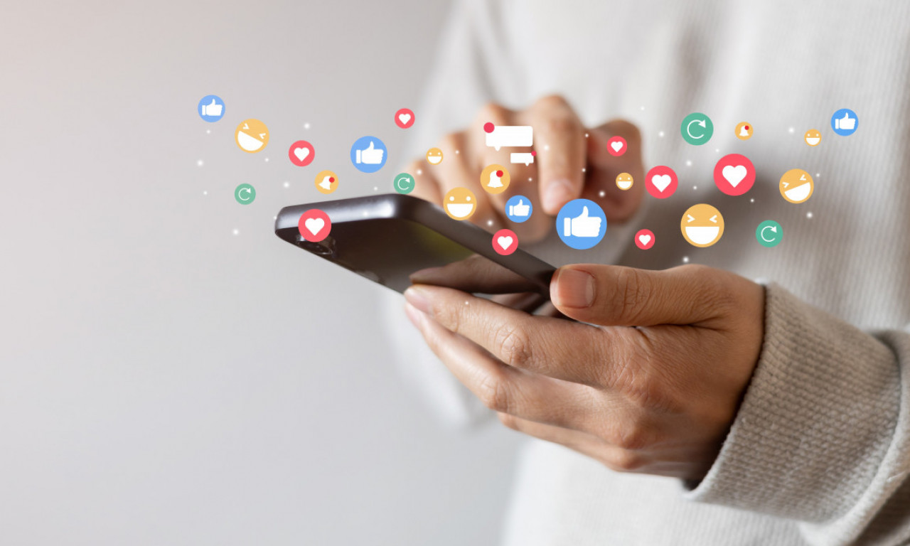 PAZITE KAD ŠALJETE SRCE U PORUKAMA Pogrešna boja može da vas uvali u ozbiljan problem! Evo šta koja boja simbolizuje