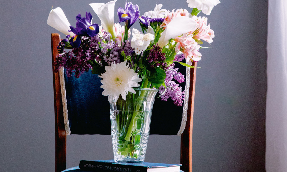 DA CVEĆE TRAJE I DO NEDELJU DANA Domaći trik od dva sastojka čuvaće vaš buket svežim dugo!