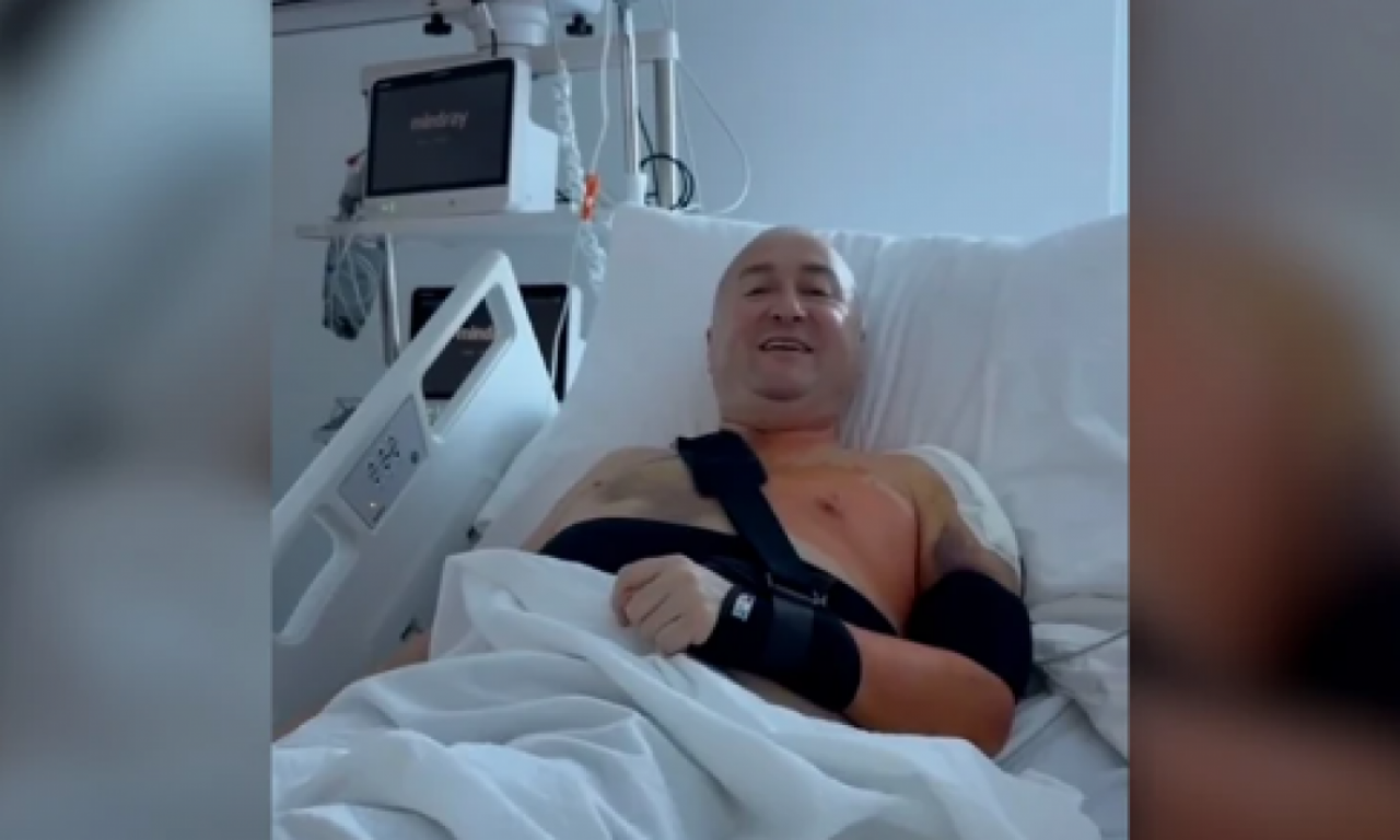 ĐANI SE VRATIO U BEOGRAD Pevač krenuo na fizikalne terapije posle operacije, evo kako teče oporavak