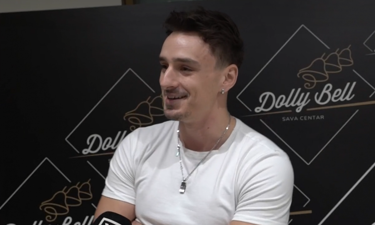 ADI ŠOŠE ODUŠEVIO PUBLIKU U BEOGRADU Za "Prvi red" govori o obožavateljkama, "Evroviziji", Saši Popoviću... (VIDEO)