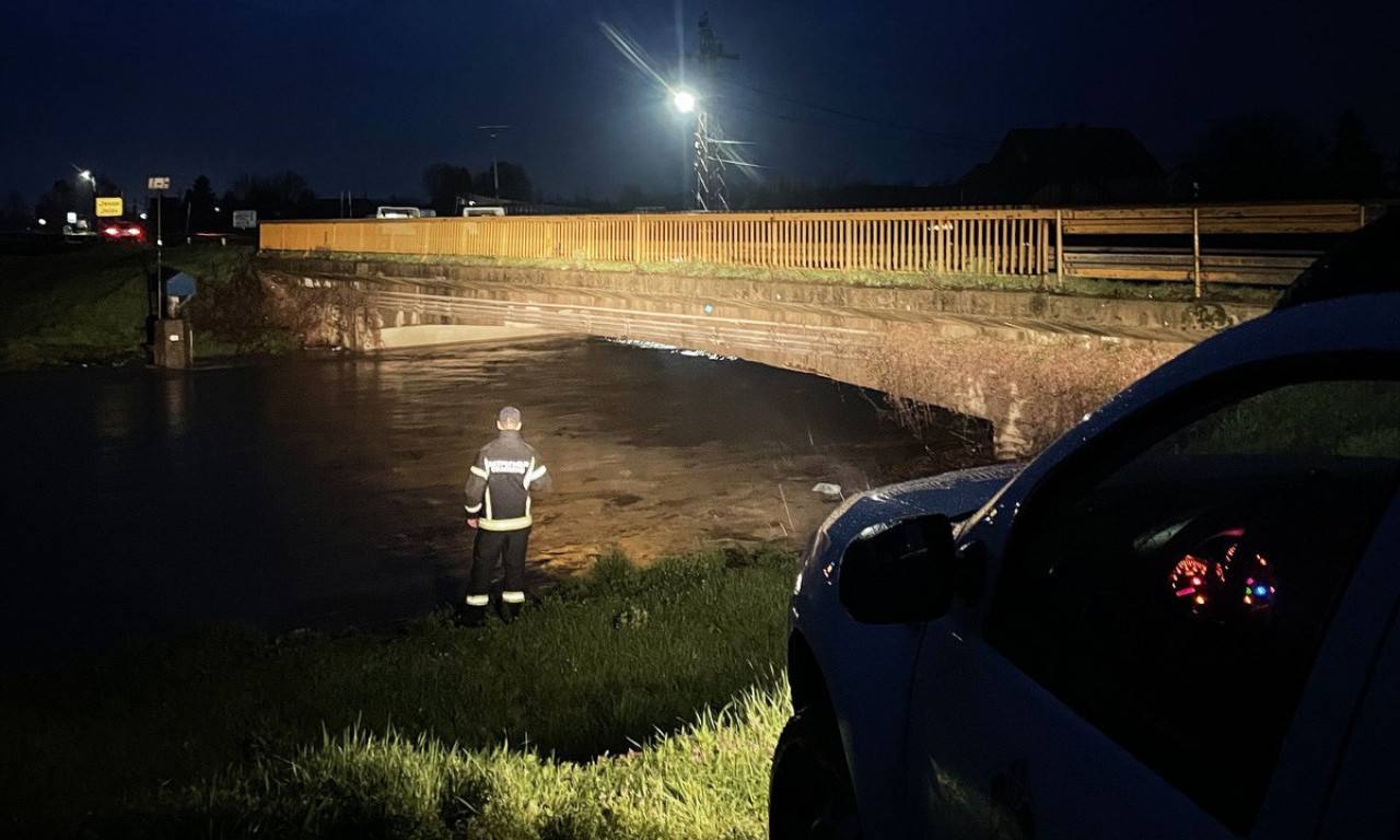 OGLASIO SE MUP ZBOG OBILNIH PADAVINA: Evo kakva je situacija u pojedinim delovima Srbije! (FOTO)