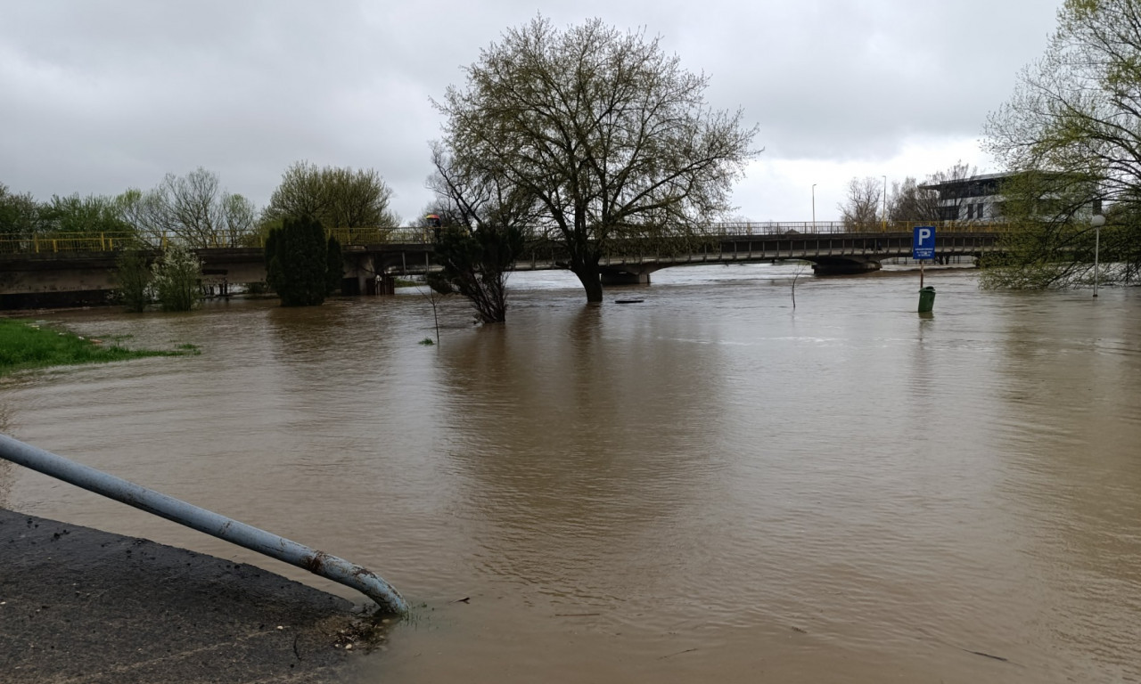 ZEMLJE REGIONA NA NOGAMA! Raste nivo reka, a ovde je stanje alarmantno (FOTO/VIDEO)