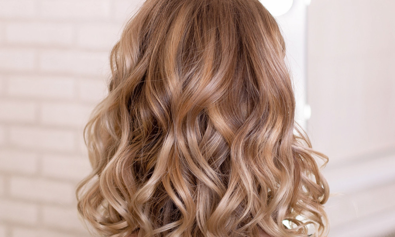 ZA KOSU KAO IZ REKLAME Jedna namirnica rešava sve probleme!