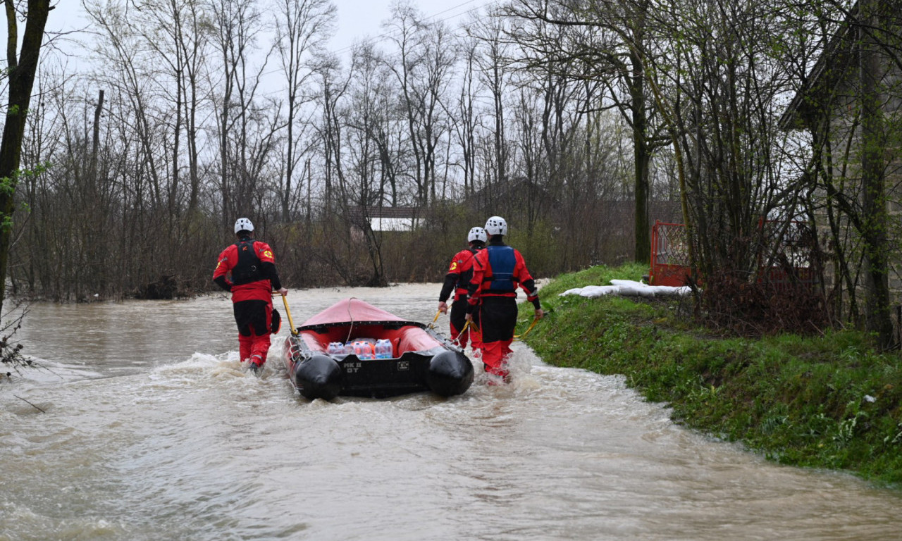 SAMO KROVOVI VIRE, NE ZNA SE GDE JE BILA CRKVA, NI ŠKOLA! K1INFO u Prijedoru - situacija je apokaliptična (FOTO+VIDEO)
