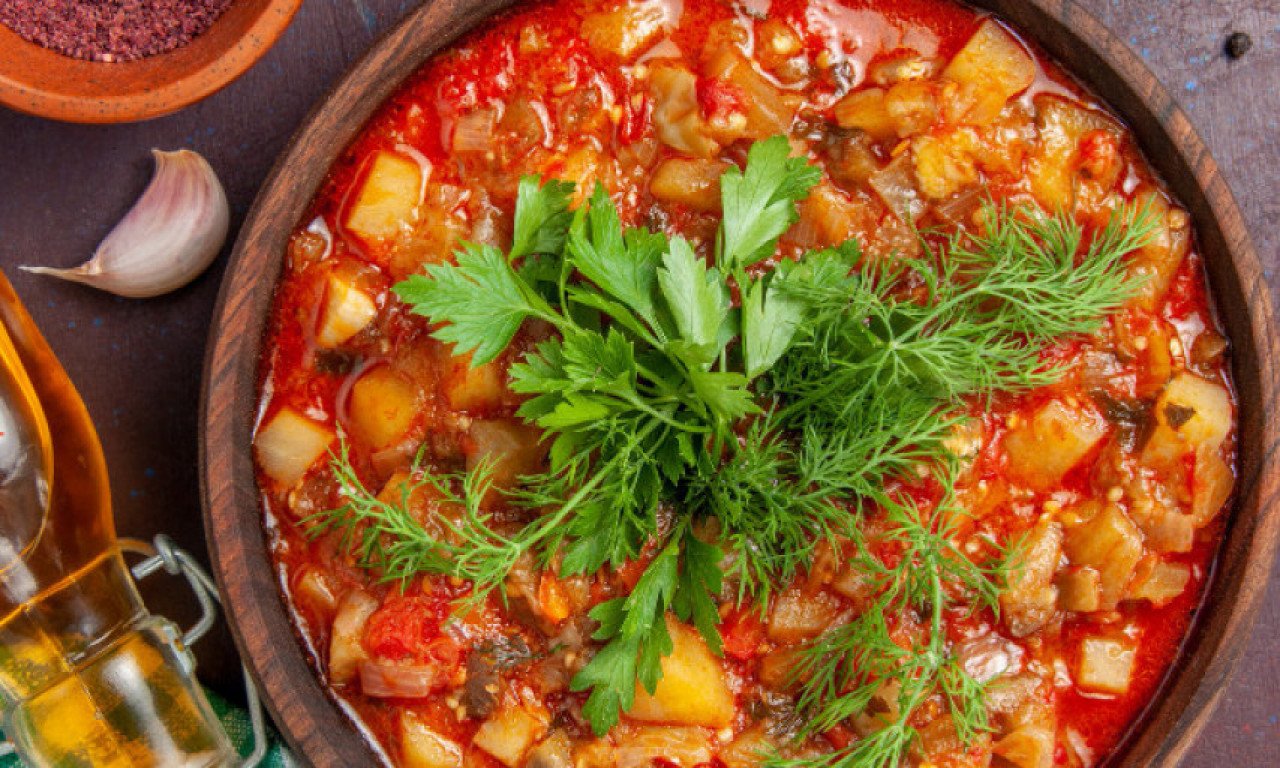 LAGANI POSNI ĐUVEČ Savršen obrok na kašiku – šareno, zdravo i bez mnogo muke