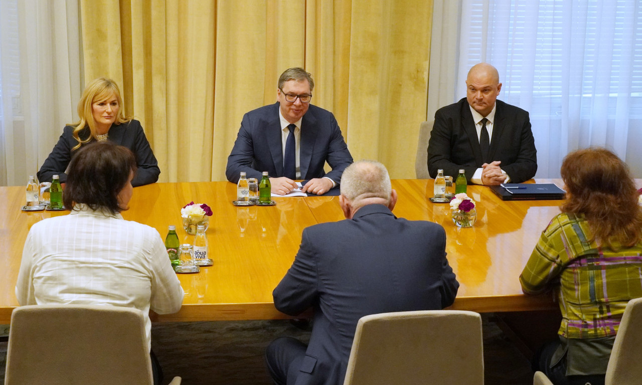 ZAVRŠENE DANAŠNJE KONSULTACIJE O MANDATARU Vučić se sastao sa Ruskom strankom, SVM i Mi glas iz naroda