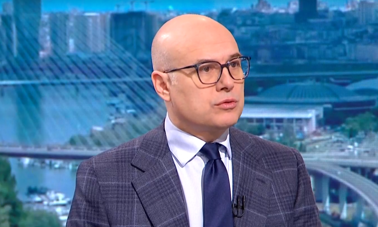 VUČEVIĆ O DOČEKU SRBA U KRALJEVU: "Braćo, vidimo se na velikom narodom skupu u Beogradu" (FOTO/VIDEO)