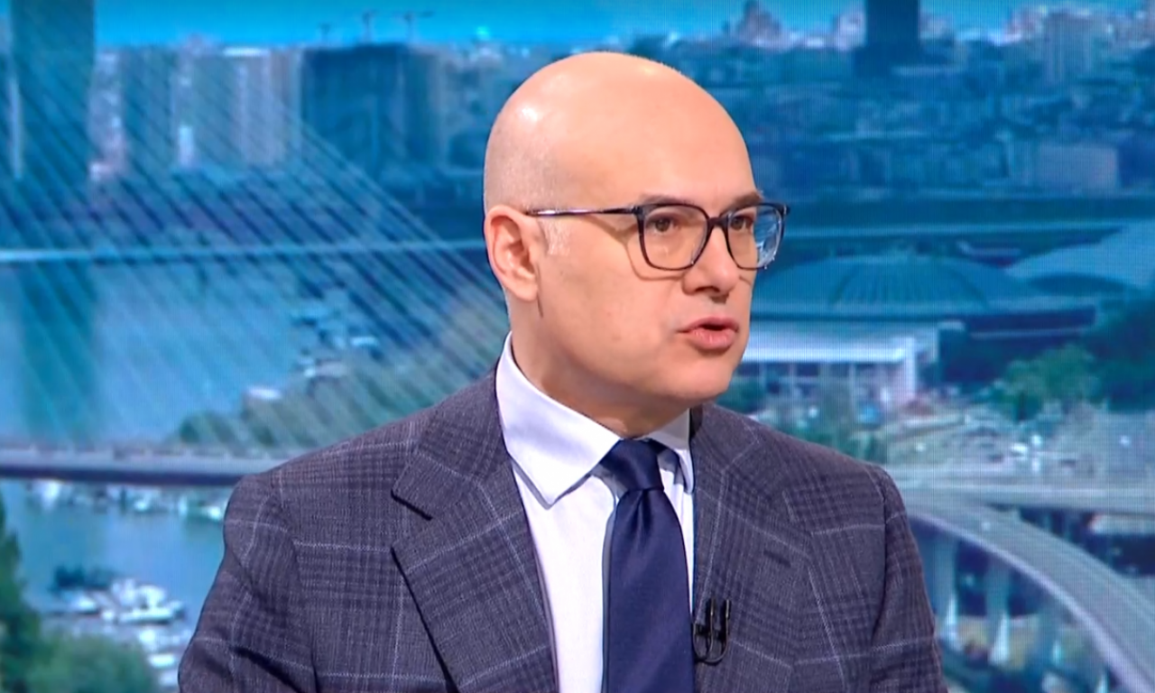 ISPUMPAĆEMO SVE VAŠE LAŽI Vučević o navodima Šolakovih medija: SANU nije tražila smenu predsednika (FOTO)