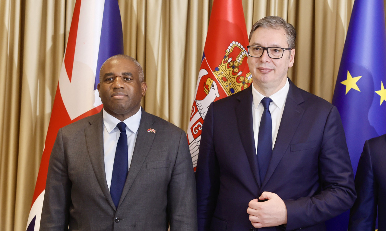 "VEOMA VAŽNU STVAR SMO DANAS POTPISALI" Vučić izneo dobre vesti za Srbiju nakon sastanka sa Dejvidom Lamijem (VIDEO)