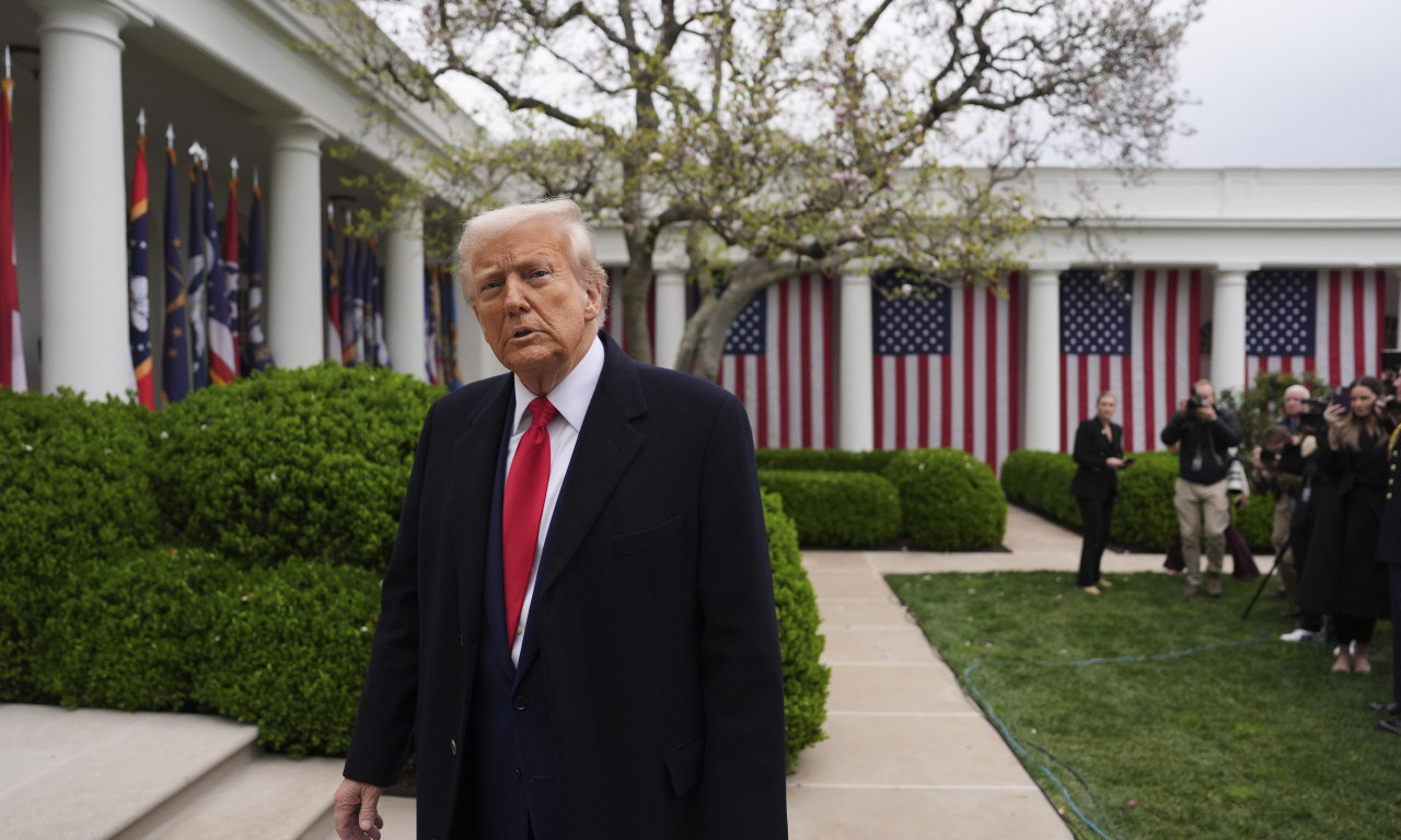 TRAMP UKIDA CARINE NA 90 DANA?! Svima osim ovoj zemlji!