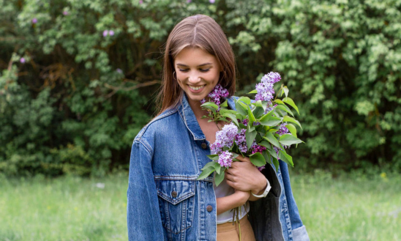 KAD NEBO ŠAPUĆE - HOROSKOP ZA PONEDELJAK 7. APRIL Rakovi sijaju, Vage se premišljaju, Ribe daruju mir