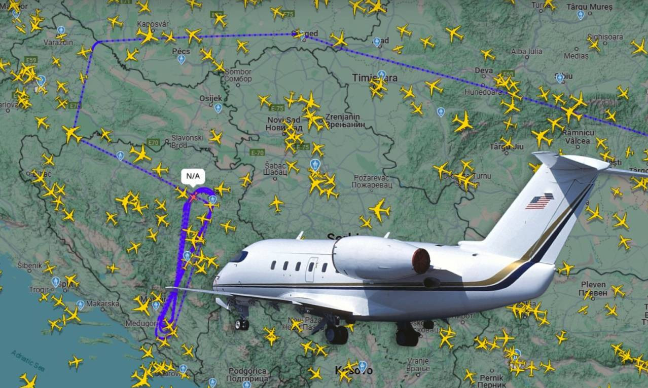 NATO AVION KRUŽI PORED SRBIJE Pažljivo pogledajte kuda leti! (FOTO)