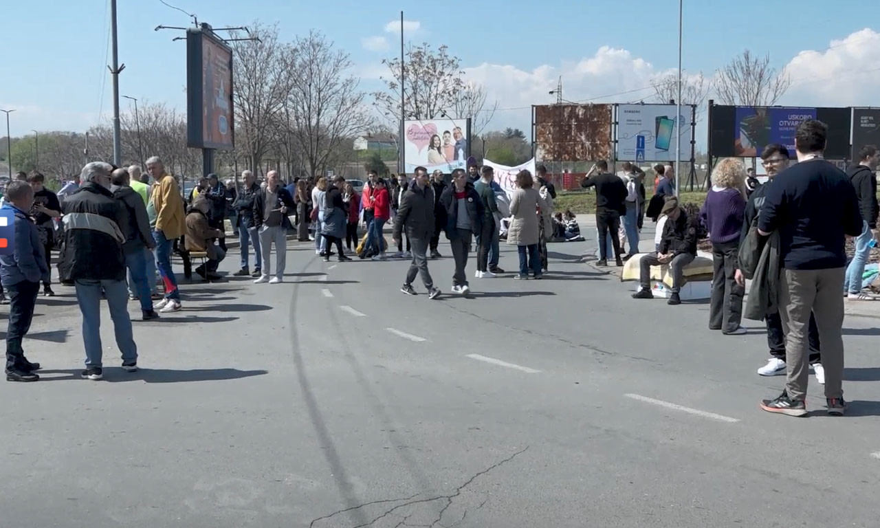 STUDENTI BLOKIRALI PET MOSTOVA U NIŠU! Evo koliko će da traje protest nazvan "555" (VIDEO)