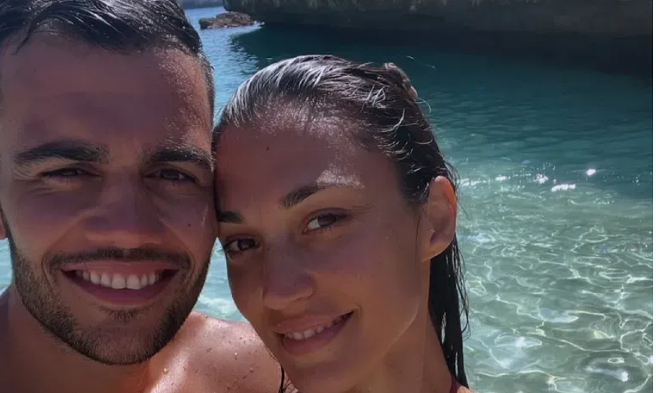 BIVŠI IGRAČ ZVEZDE POSTAO OTAC Najlepša srpska odbojkašica mu rodila sina - dali mu ime sa najmoćnijim značenjem (FOTO)