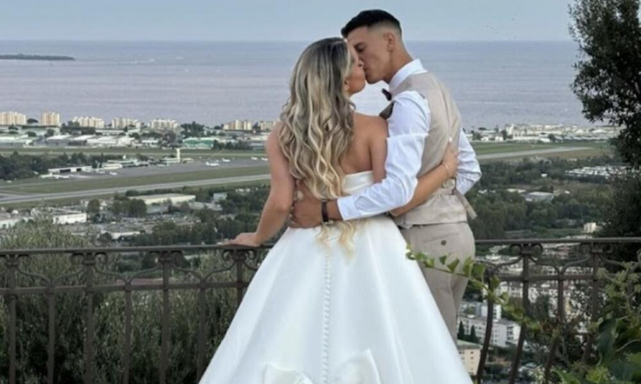 TRUDNA SRPSKA INFLUENSERKA ŠOKIRALA JAVNOST: Pobegla od oca, tajno se udala, a sada otkrila – "Nas troje" (FOTO)
