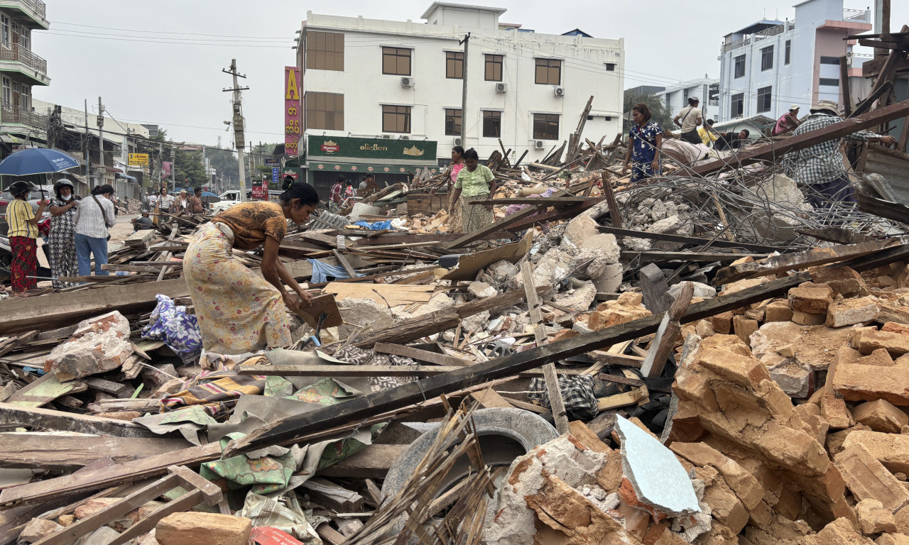 STRAVIČAN MASAKR NA FESTIVALU Stradalo više od 40 ljudi, među poginulima i deca (FOTO)
