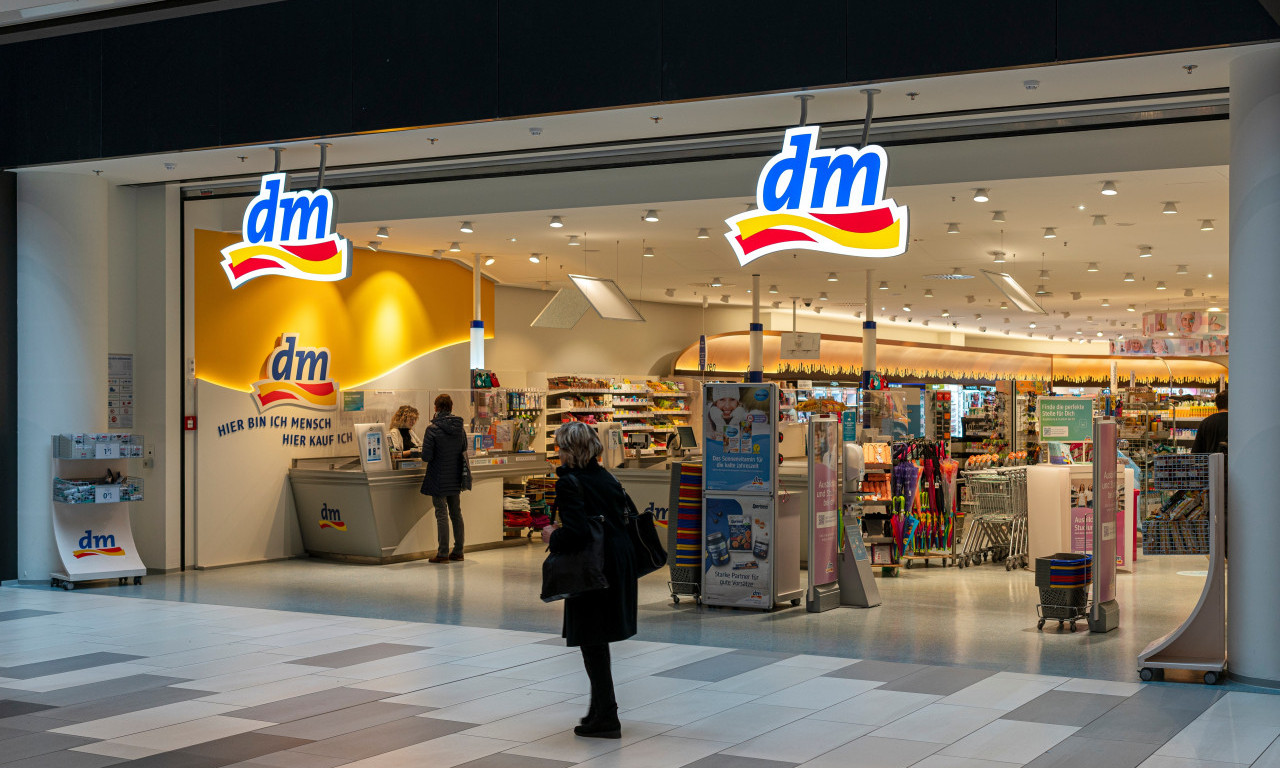 OPASNOST OD STRUJNOG UDARA: DM hitno povlači popularni proizvod, proverite da li ga imate kod kuće