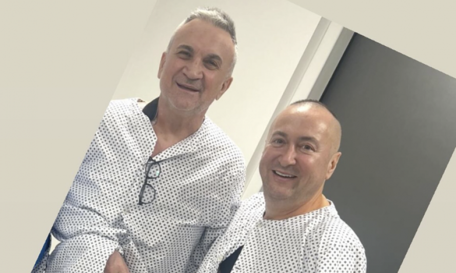 ĐOKOVIĆ I ĐANI ZAJEDNO U BOLNICI! Pozirali u pidžamama, a osmehe nisu skidali (FOTO)