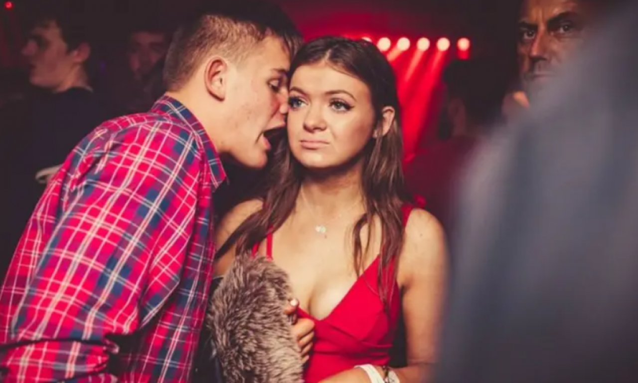 OD OVE FOTOGRAFIJE GODINAMA PRAVE MIMOVE: Sada je pronađen muškarac koji je na njoj, otkrio kako je zaista nastala!