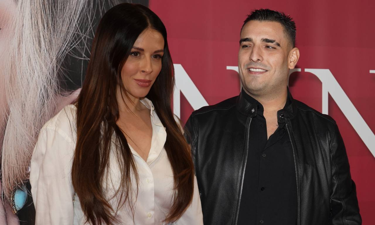 ANA SEVIĆ OTKRILA SVE O DRUŽENJU SA DARKOM LAZIĆEM "Mi ovoliko nismo letovali ni u braku"