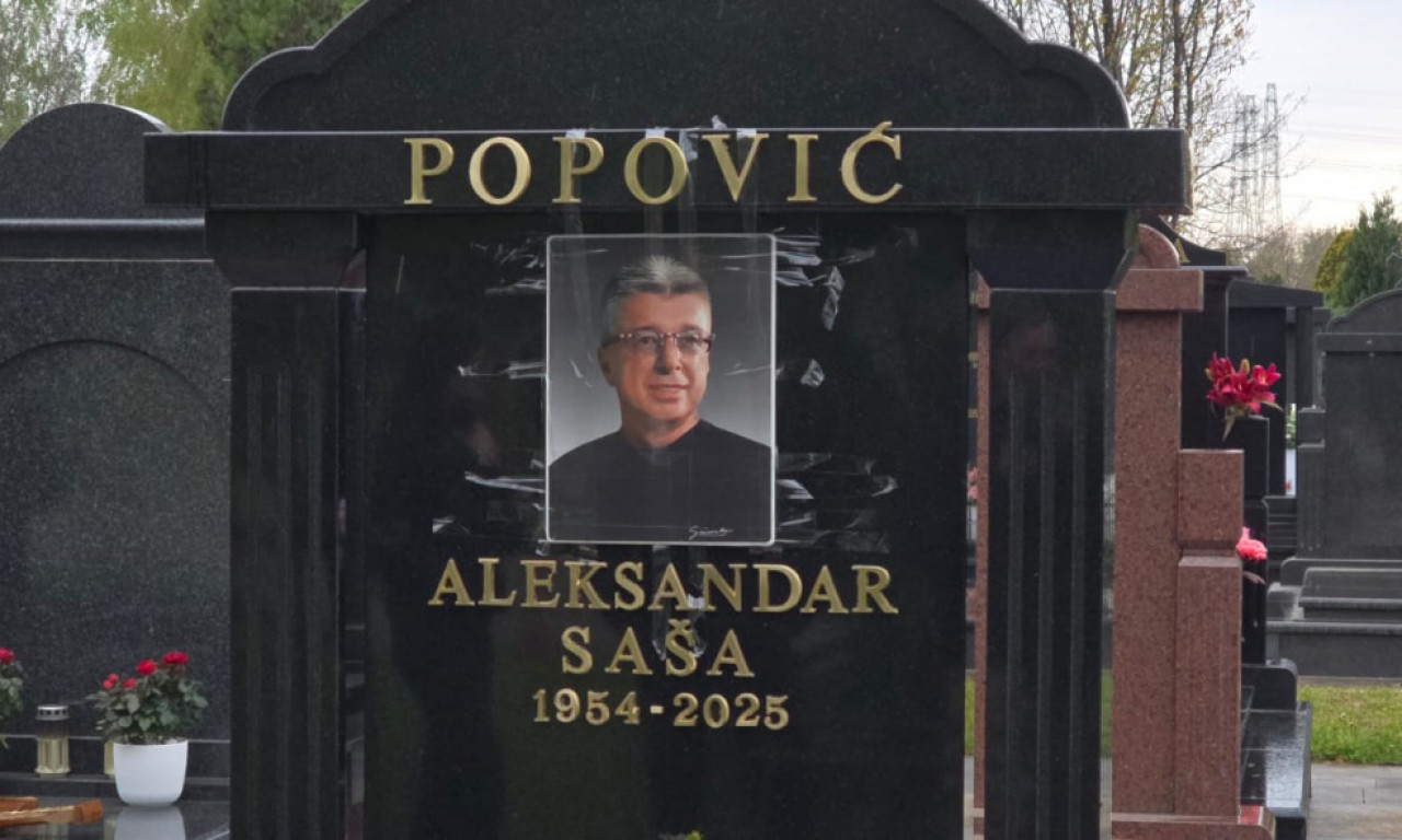 TEŽAK PRIZOR NA POMENU SAŠI POPOVIĆU Suzana miluje njegovu sliku, na grobu ruže i figure Belog anđela...