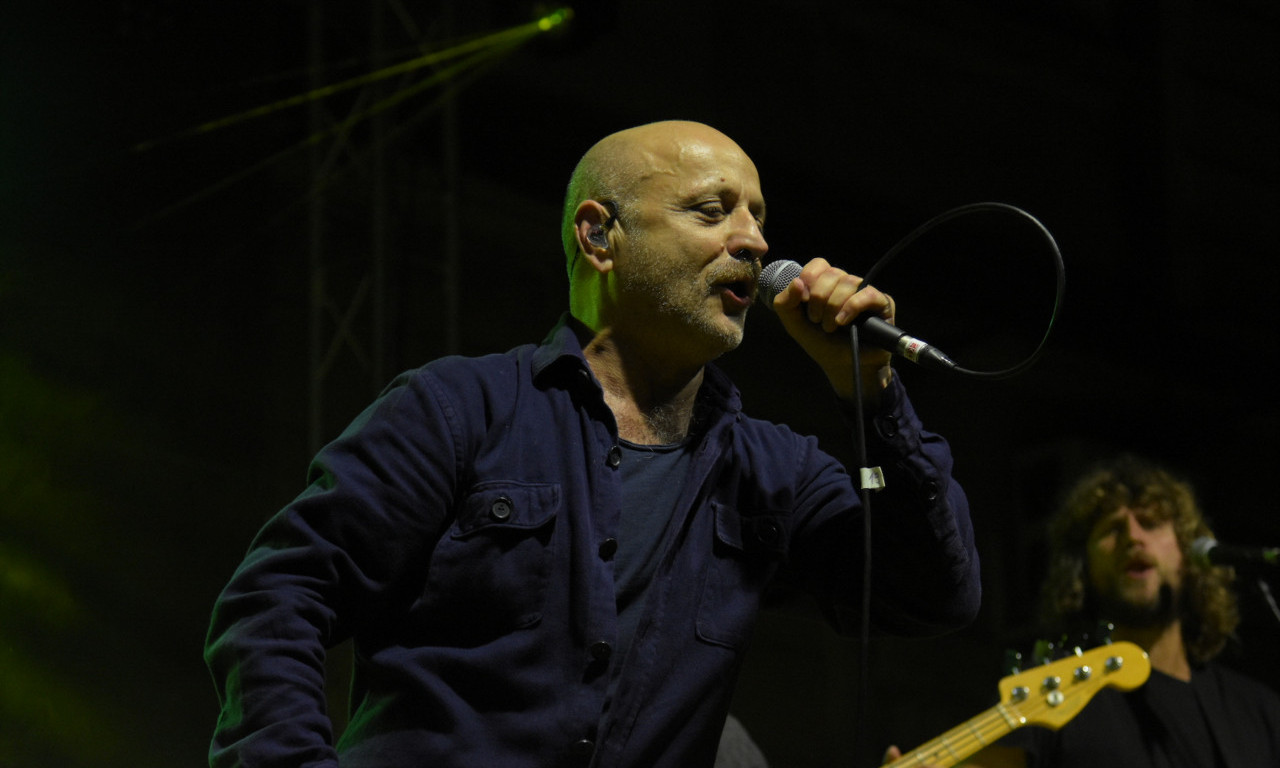 MILE KEKIN JE SUTRA TREBALO DA NASTUPI U BEOGRADU Njegov menadžer dao komentar, sve je još uvek neizvesno