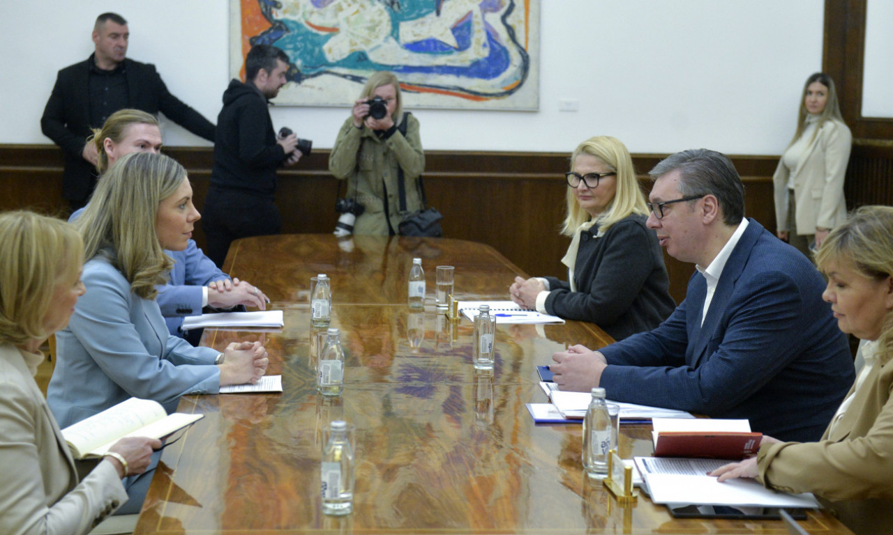 VUČIĆ SA ŠVEDSKOM MINISTARKOM "Imali smo različita viđenja..." (FOTO)
