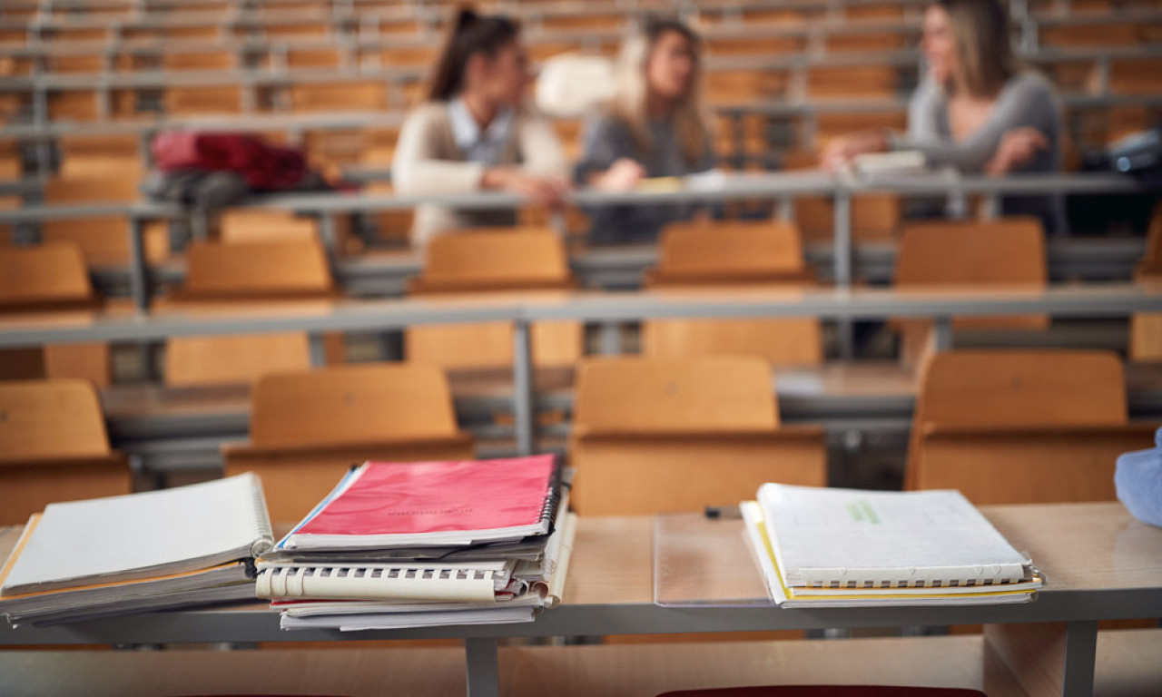 POČINJE NASTAVA NA FAKULTETIMA U KRAGUJEVCU Evo kog datuma studenti nastavljaju da uče!