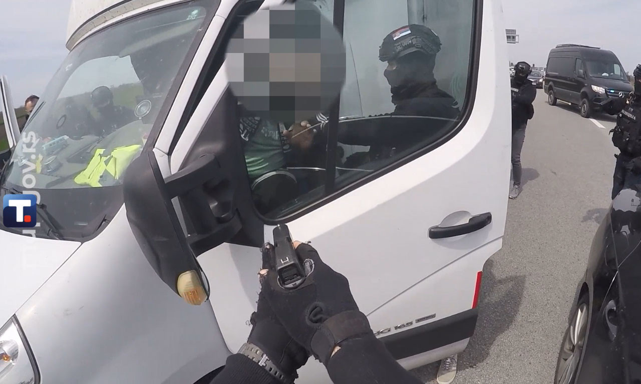 POGLEDAJTE SNIMAK FILMSKOG HAPŠENJA U NOVOM SADU: Policija zaplenila neverovatnu količinu kokaina (VIDEO)