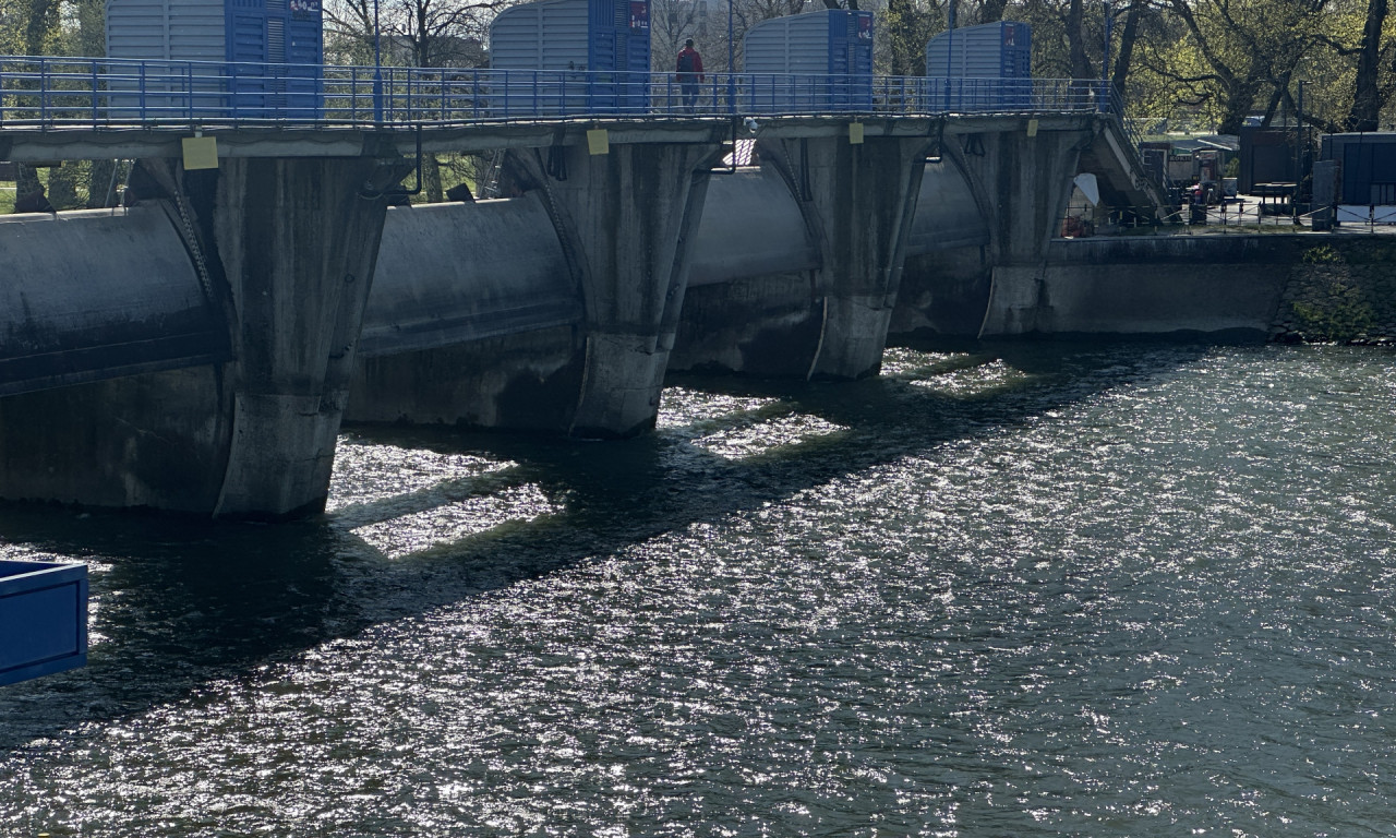 POTVRĐENA TRAGIČNA VEST: Pronađeno telo muškarca koji je jutros skočio sa brane u Moravu