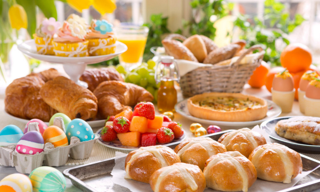 SVEGA DA IMA NA STOLU! Najlepši domaći recepti za pogače, pite i testa za Vaskrs – za celu familiju