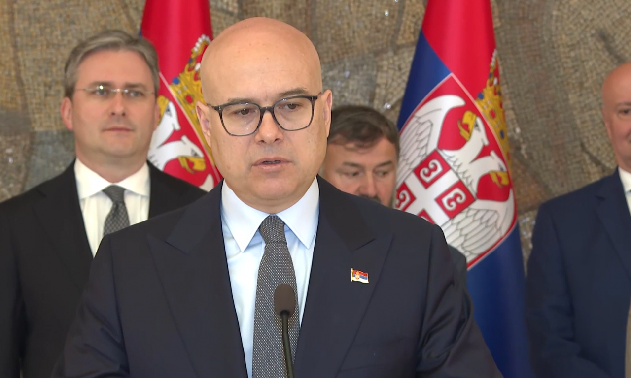 SRBI U AUSTRIJI ZABRINUTI ZA SVOJU ZEMLJU Vučević: Narod je odlučio da ne da svoju državu Srbiju (VIDEO)