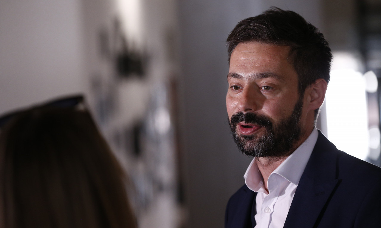 ON JE BIO KUM MILANU VASIĆU NA VENČANJU Oglasio se glumac, pa podelio detalje (FOTO)