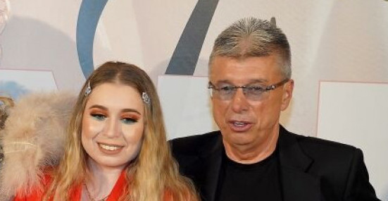 ĆERKA SAŠE POPOVIĆA PRVI PUT JAVNO O OCU: Aleksandra se slomila pred kamerama – „Bio mi je najbolji...!“ (VIDEO)