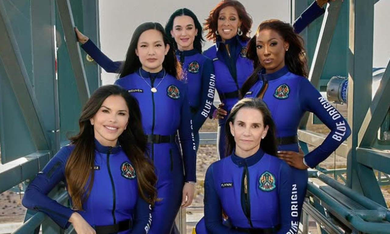 PRVA ŽENSKA POSADA ODLETELA U SVEMIR Kejti Peri i verenica Džefa Bezosa u istorijskoj misiji! (VIDEO)