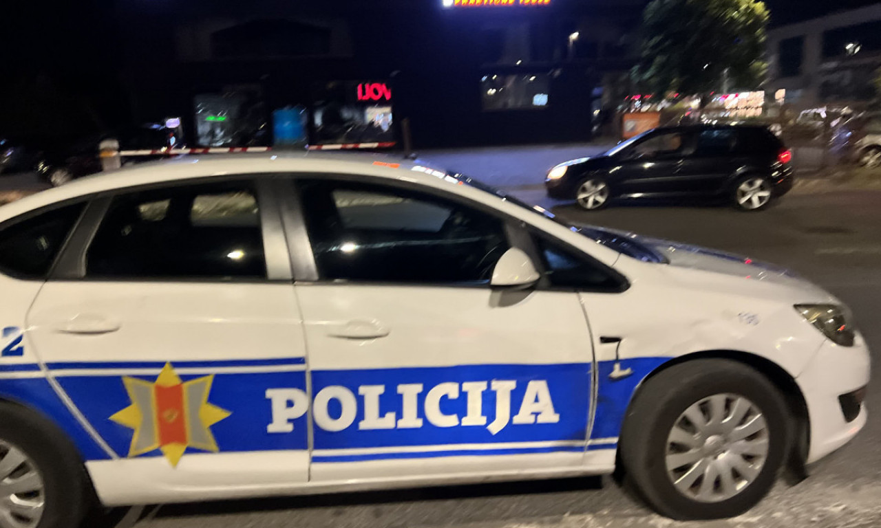 POGLEDAJTE ŠOKANTNE SNIMKE IZ PODGORICE Grupa maskiranih mladića izašla na ulice i uzvikivala: "TURCI NAPOLJE!" (VIDEO)