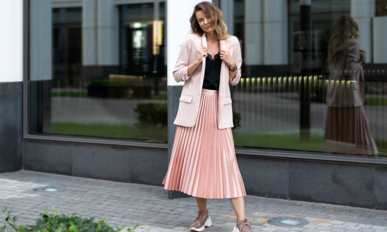 SAMO MAXI, NIŠTA MINI! Najmodernije duge suknje - top 5 modela koje možete pronaći u domaćim radnjama