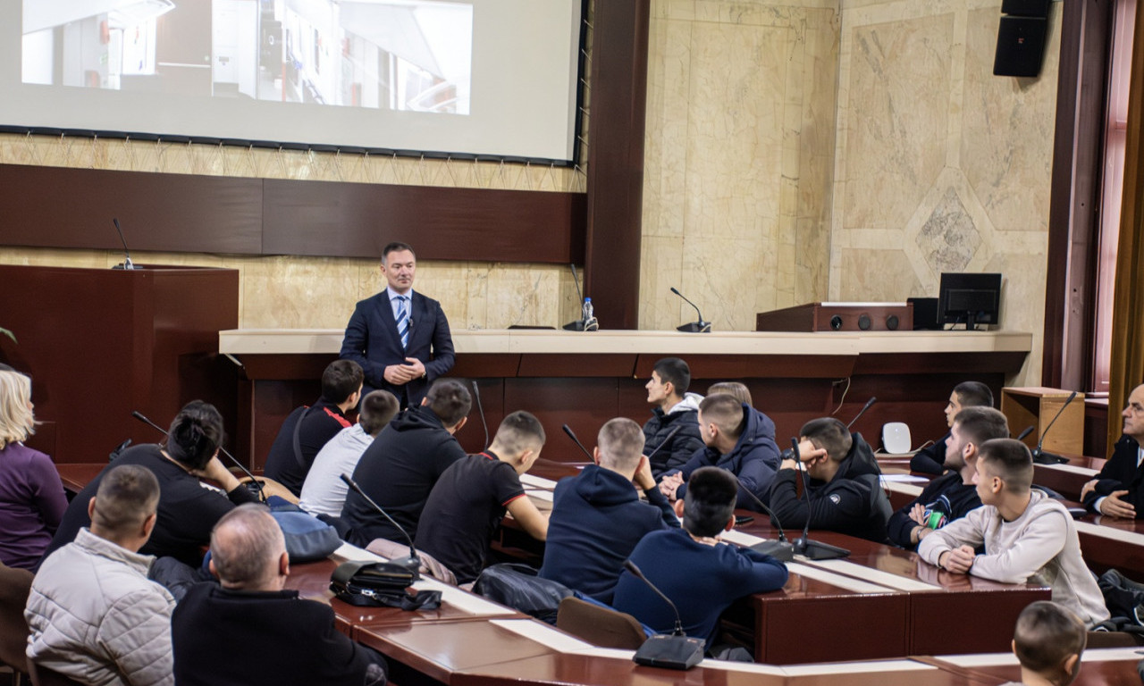 SRBIJAVOZ DELI STIPENDIJE OVIM UČENICIMA Ulaganje u novu generaciju stručnjaka