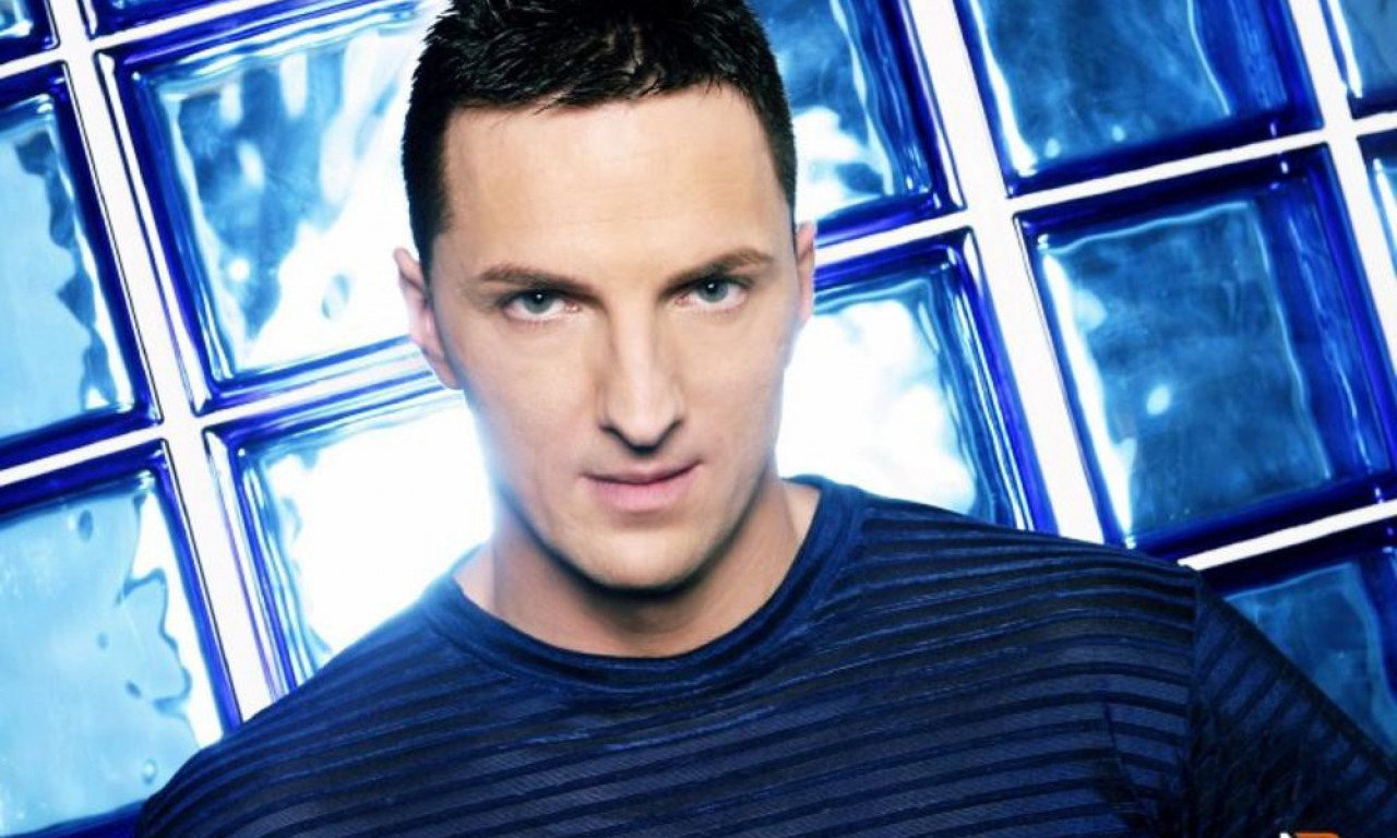 SEĆATE SE NJEGA? Ovako danas izgleda Srđan M iz hita "Tebi moja mazo"! Fanovi u šoku zbog nove fotke