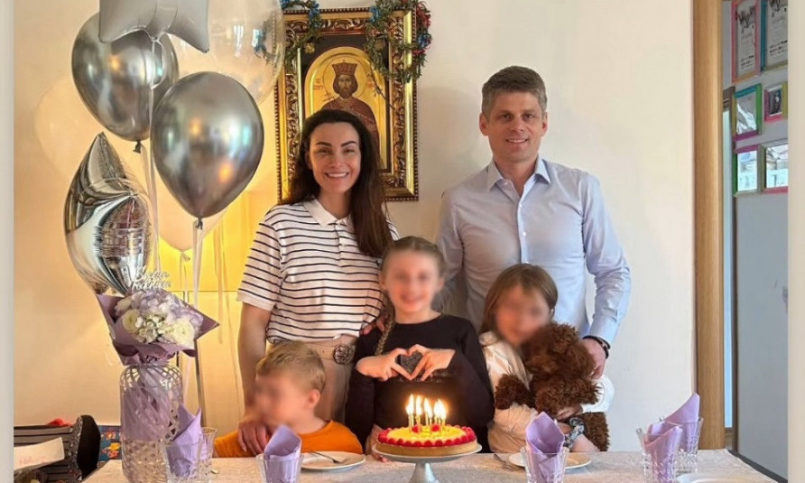 DANAS JE VAŽAN DAN U PORODICI GUJON Arno podelio fotografiju uz emotivne reči (FOTO)