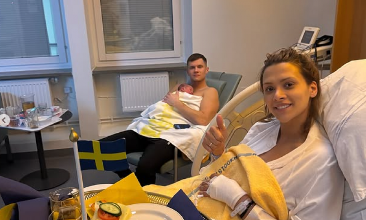 PORODILA SE PEVAČICA LENA ČOLAK Nesuđena Brenina snaja objavila emotivne trenutke iz porodilišta (FOTO)