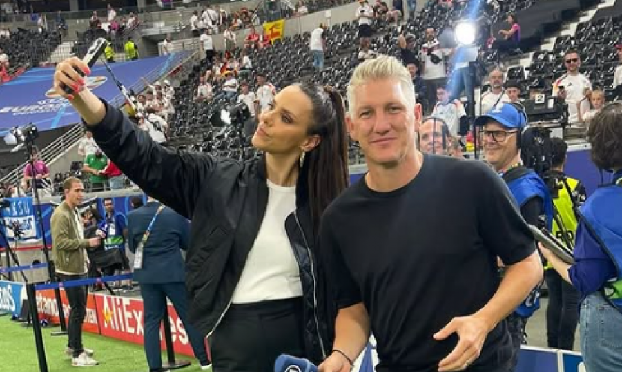 OD NJE SE ŠVAJNI NE ODVAJA! Nemci šuškaju da je ona kriva za razvod Ane Ivanović i Bastijana - Ester je trudna (FOTO)