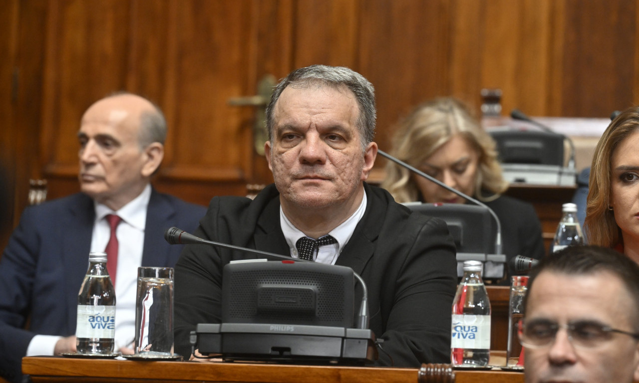 "NEMA UPISA NA FAKULTETE DOK SE OVO NE ISPUNI" Ministar prosvete o menjanju školskog kalendara